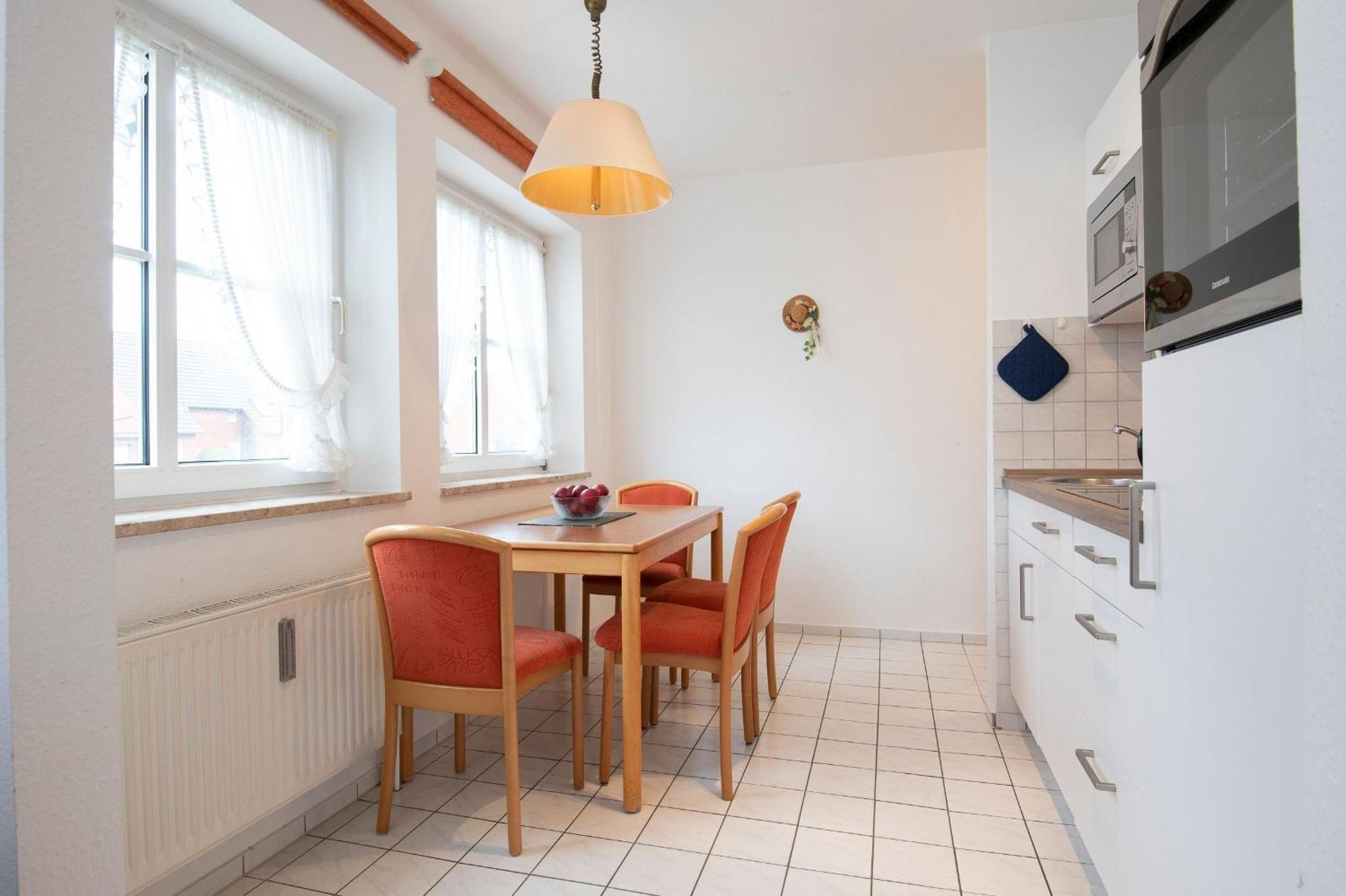 Ferienwohnung Ostseebutt Mit Terrasse Im Kaiserhof 2 Келленхузен Экстерьер фото