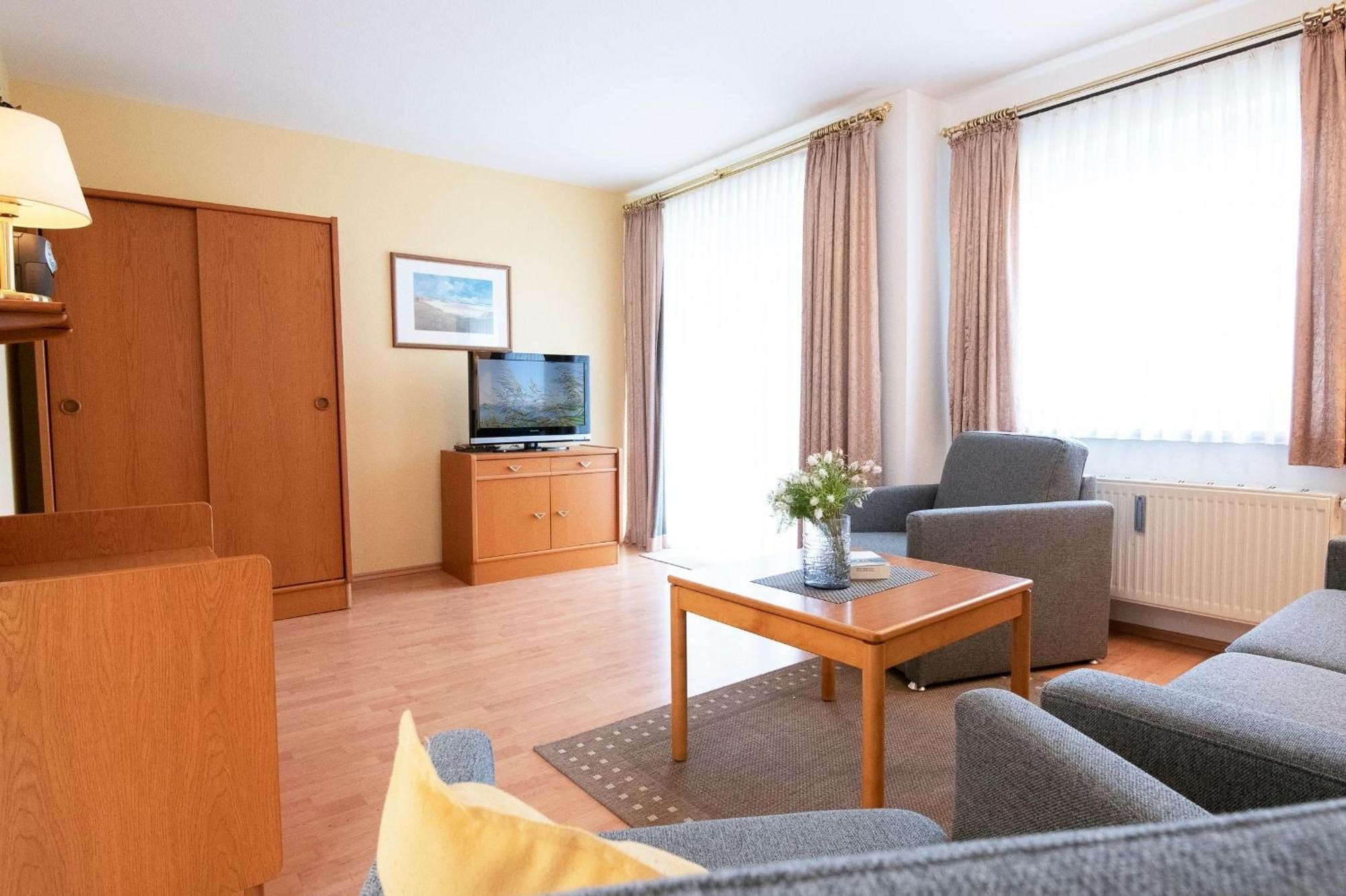Ferienwohnung Ostseebutt Mit Terrasse Im Kaiserhof 2 Келленхузен Экстерьер фото